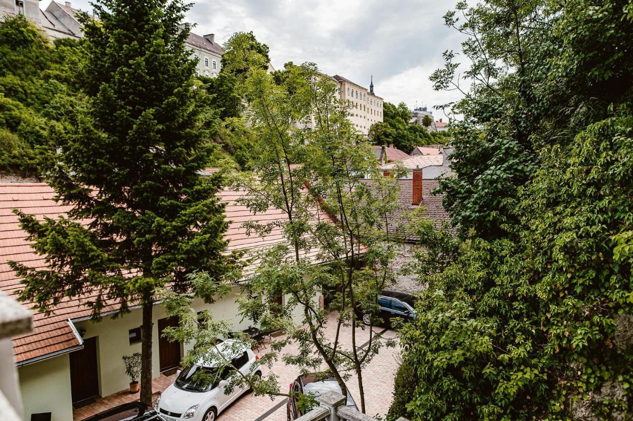Sziklavendeghaz Lejlighedshotel Veszprém Eksteriør billede